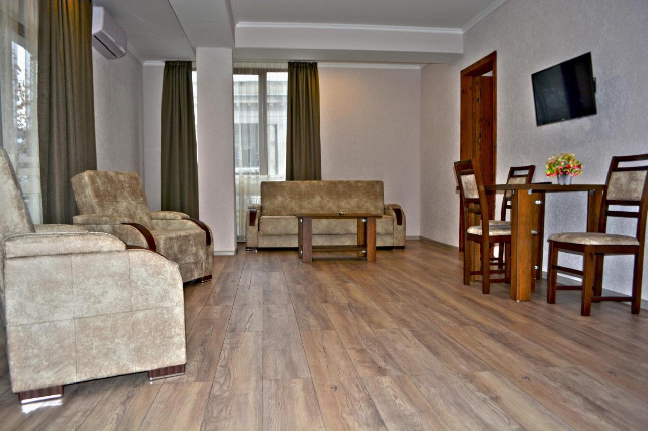 טביליסי G&G Hotel מראה חיצוני תמונה