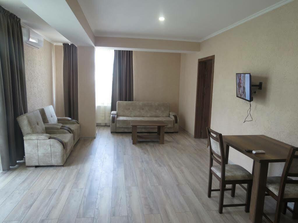 טביליסי G&G Hotel מראה חיצוני תמונה